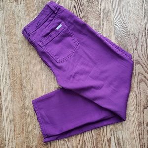 (6R) White House Black Market WHBN  Blanc Slim Leg Colored Premium Denim